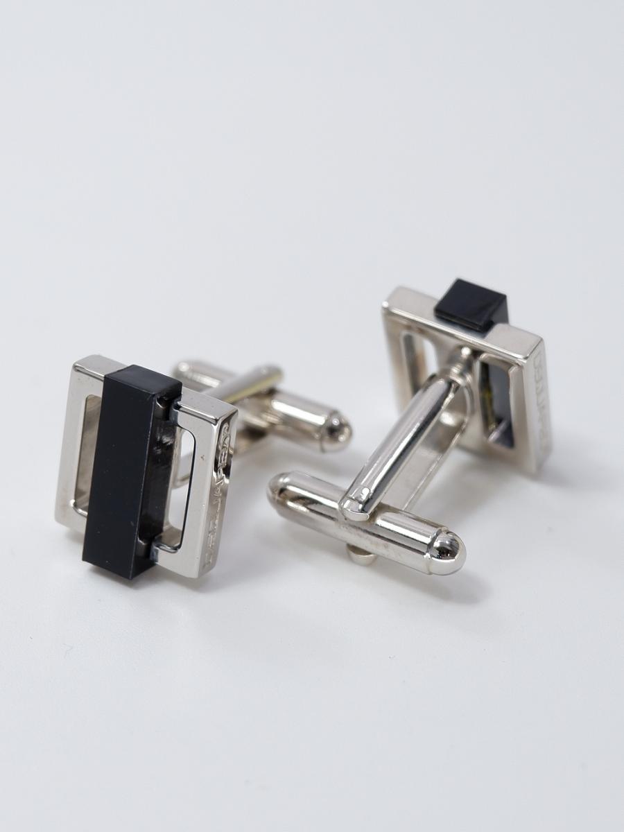 cuffbutB119b
